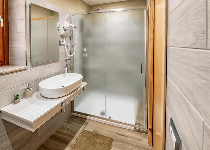 Silver Sleep Papasidero