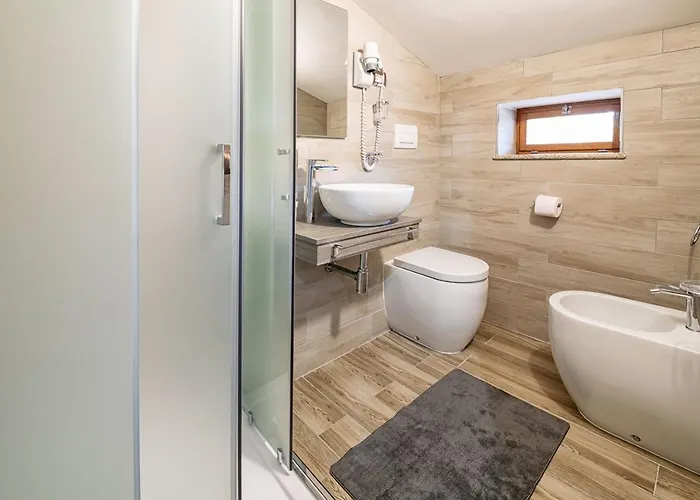 Alojamento de Acomodação e Pequeno-almoço Silver Sleep 4*